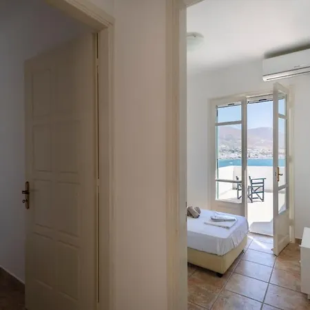 Parikia Cove Mansion Willa