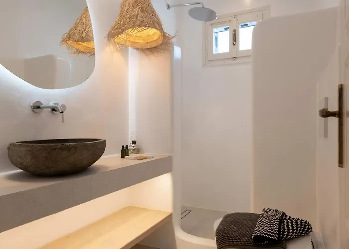 Parikia Cove Mansion 빌라 Páros