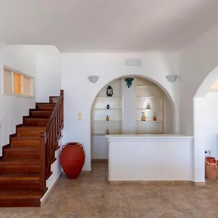 Vila Parikia Cove Mansion